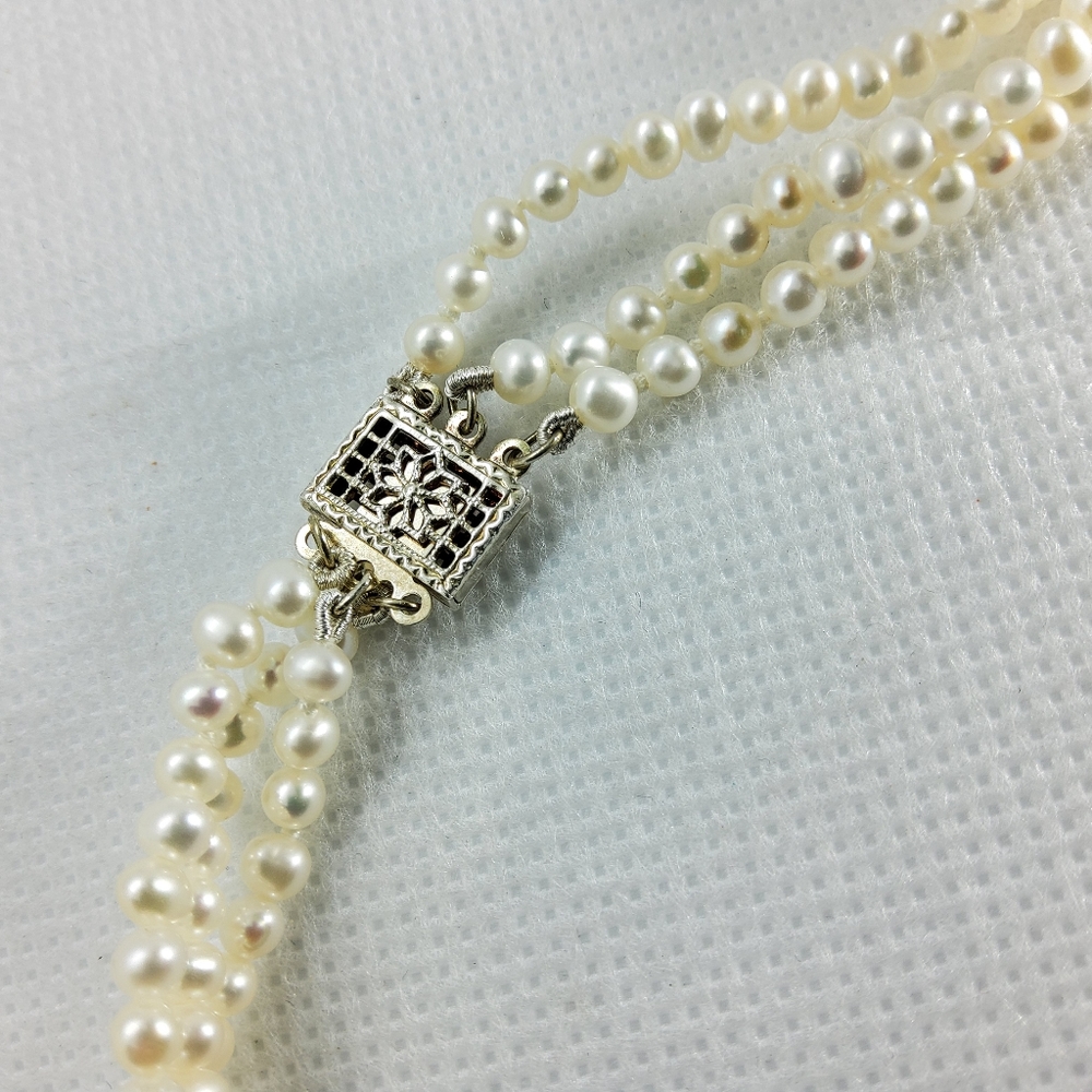 Pearlfection Triple Strand - Picture 6 of 9